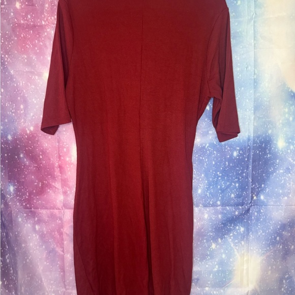 Fashion nova ruched side dress 🛍 - Picture 3 of 3